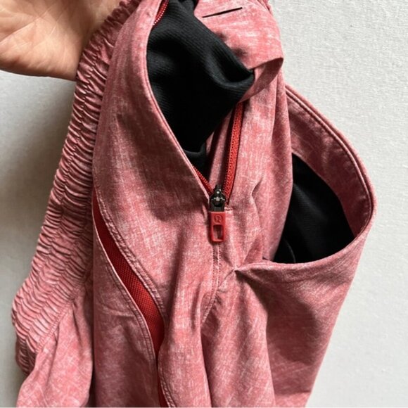 Lululemon Athletica Pace Breaker Linerless Shorts Sz S/M - Picture 3 of 9